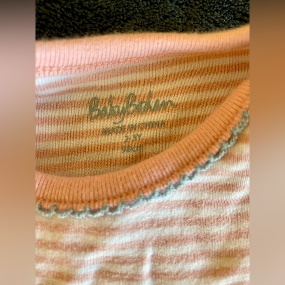 Mini Boden, bundle of two long sleeve bodysuits size 2-3T super cute bunny - Picture 4 of 10